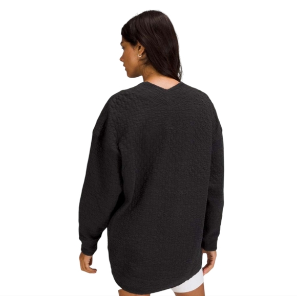 Lululemon Rippled V-Neck Pullover Women's 2 Black - Picture 2 of 9